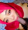 Si Hijab Merah Mainya Santai Tapi Bikin Horny